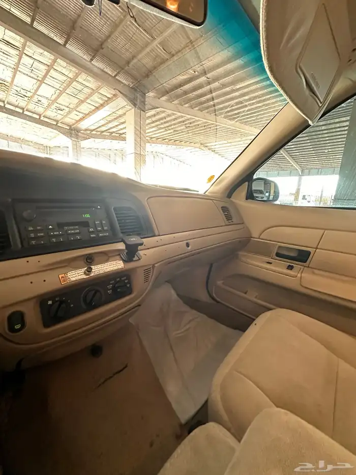 فورد 2011 حكومي بوليسي 15