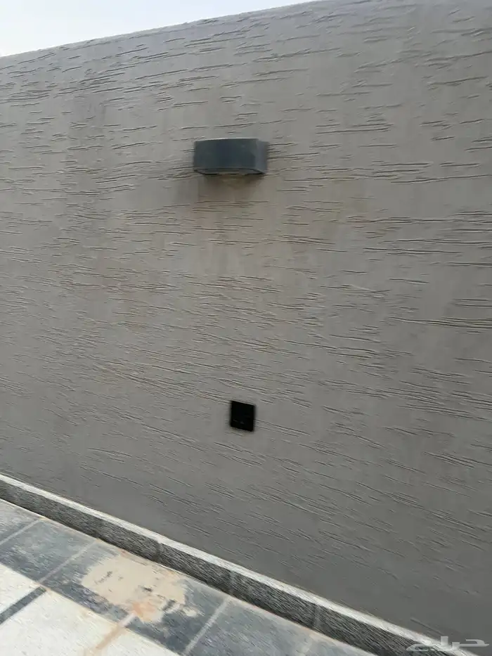 للإيجار شقة فاخرة حي النرجس 23