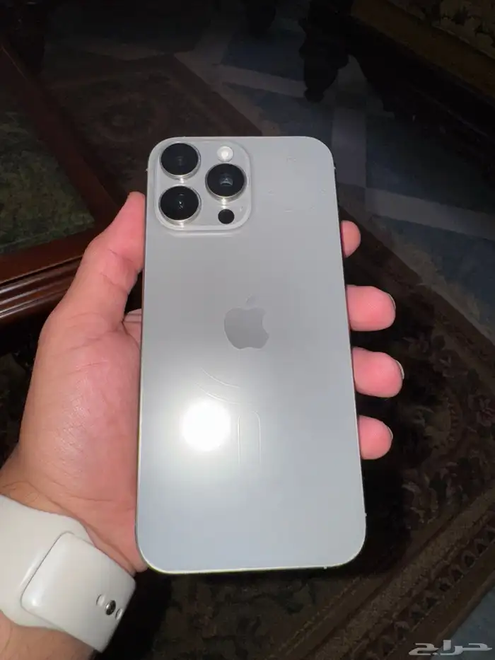 ايفون 15 pro max 5