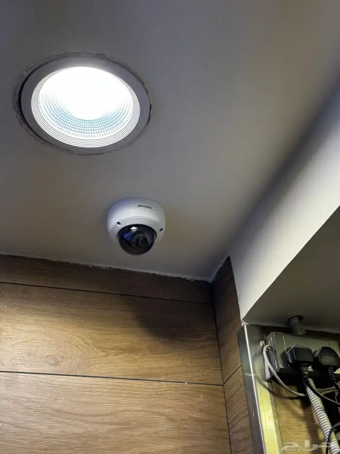 فنى تركيب كاميرات وانظمة أكسس بوينت 4