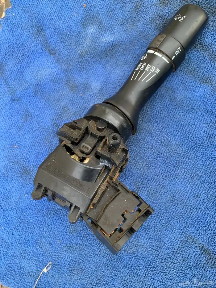 يد مساحات أو مجموعة مساحات 0