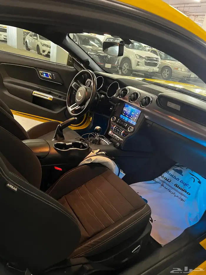 موستنق GT 8