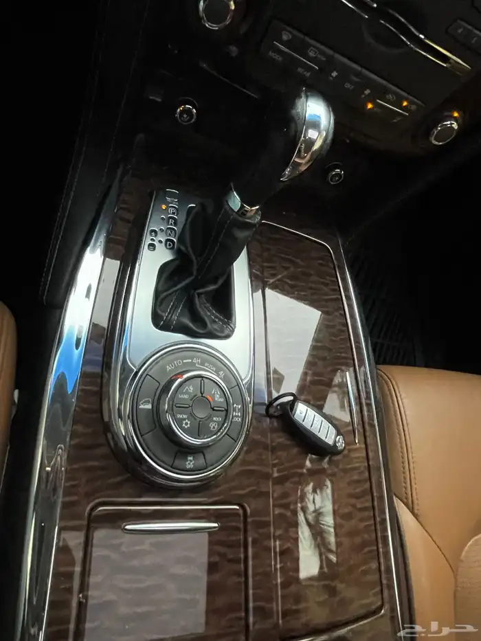 نيسان باترول بلاتينيوم V8 33
