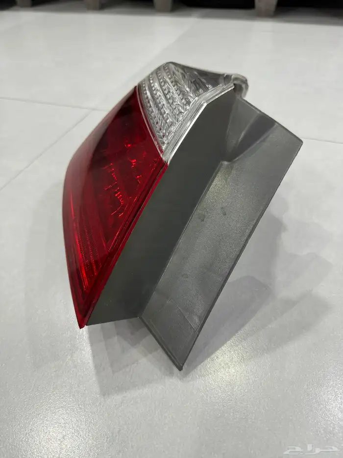 اسطب اكورد 2013 - 2015 ركن يسار نظيف 2