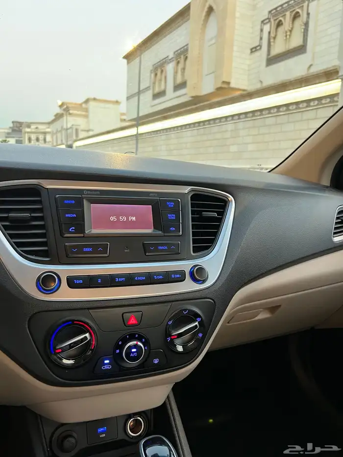 تم البيع الله يبارك للمشتري . 29