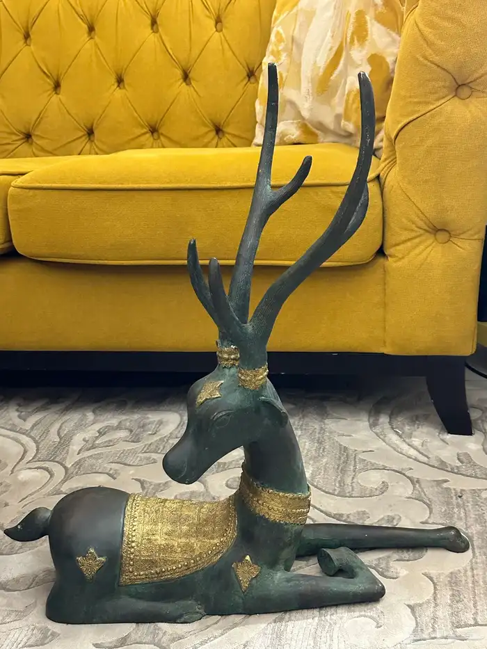 تحف نحاسية قيمة للبيع 10