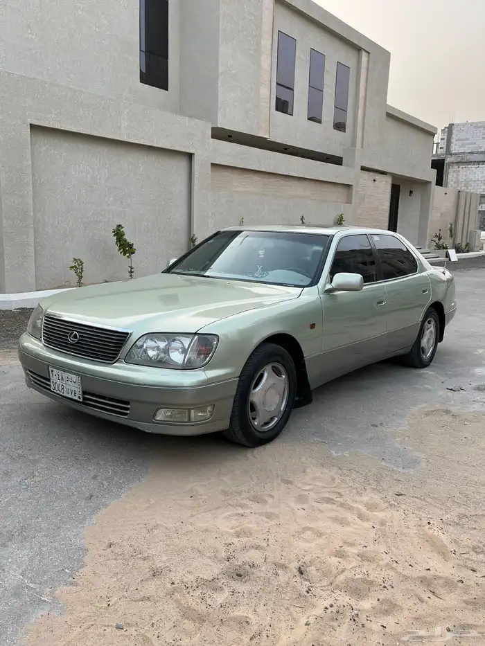 للبيع  لكزس 400 LS 19