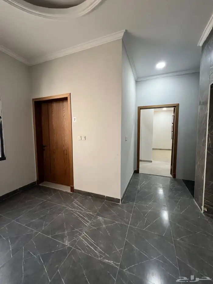 شقق للبيع بسعر مميز 6