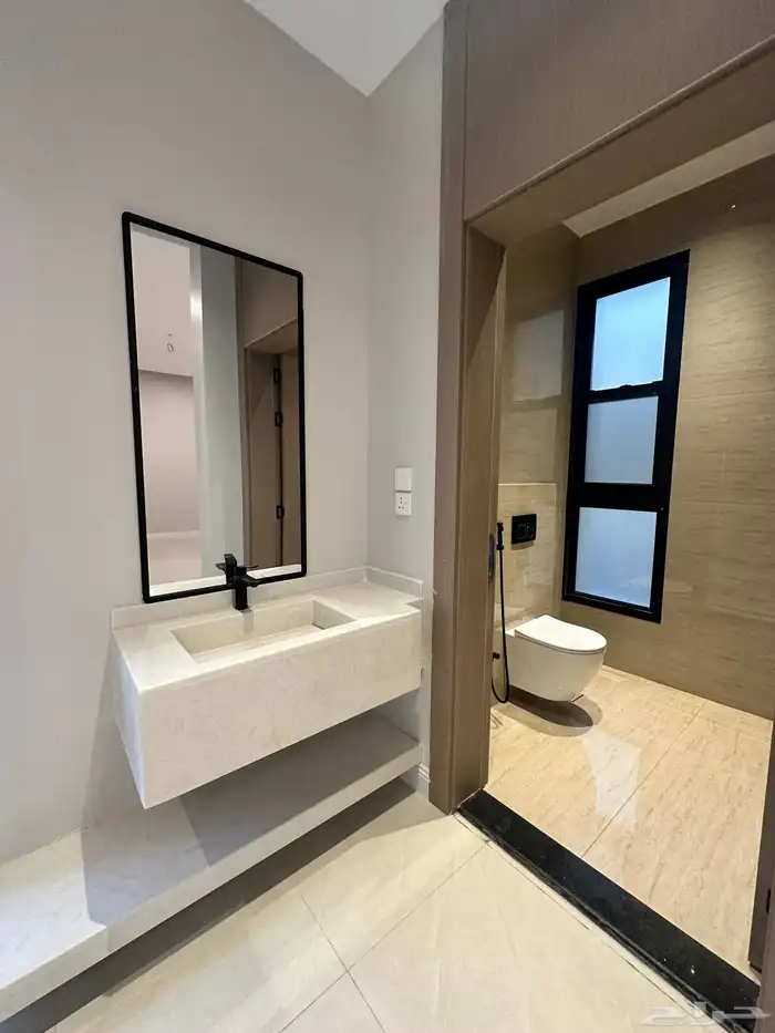 للإيجار شقه بنتهاوس في حي الرحماني خلف الحمدانيه 5