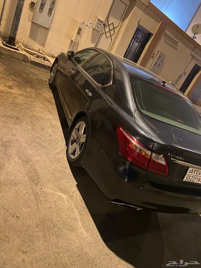 لكزس 460L موديل 2010 1