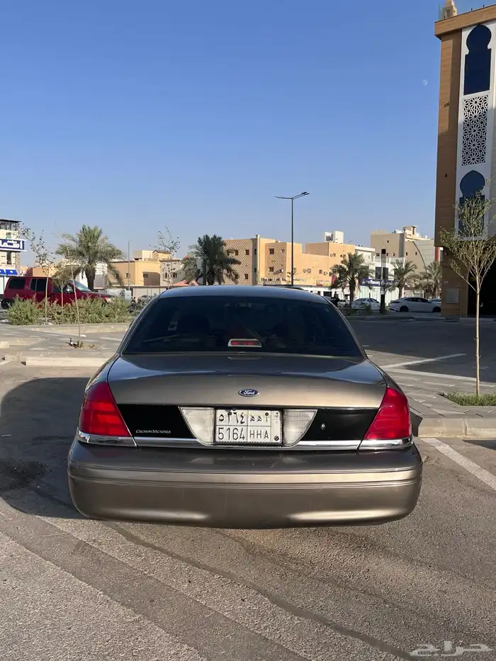 فورد فكتوريا 2006 4