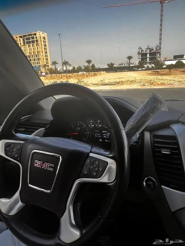 للبيع GMC يوكن 2017 SLT 12