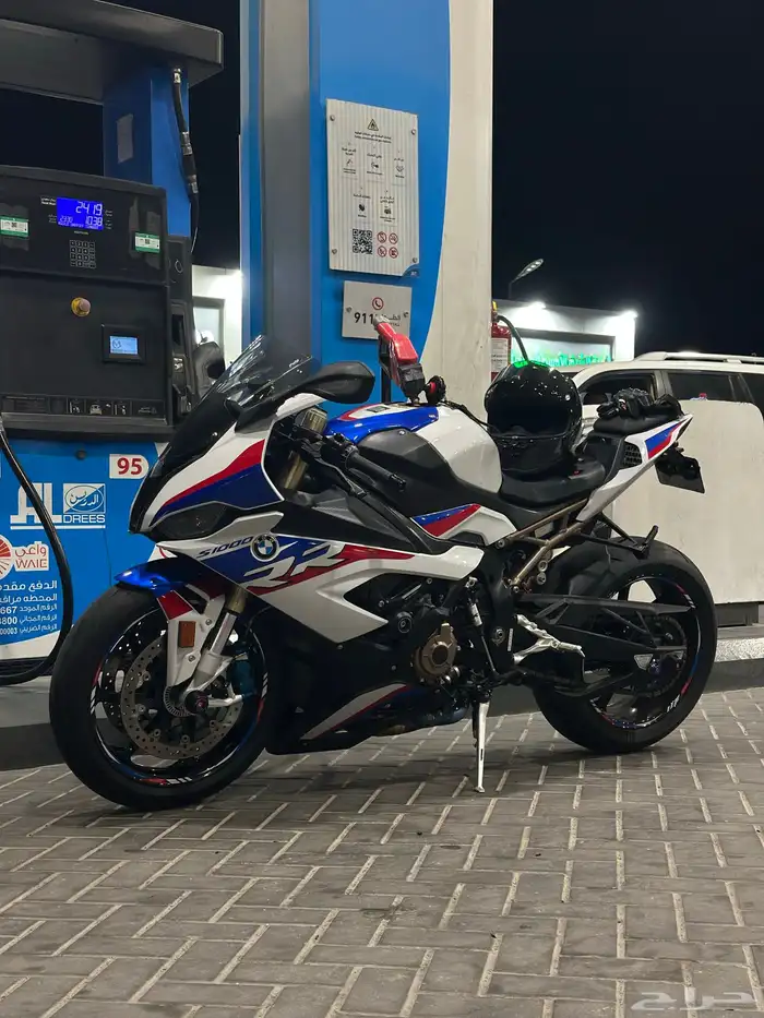 دباب دراجة نارية BMW S1000RR M pakage 2022 8