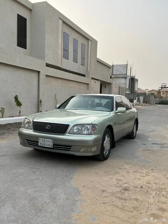 للبيع  لكزس 400 LS 25