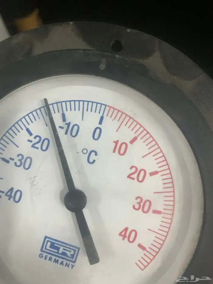 ثلاجه تبريد وتجميد للايجار 3