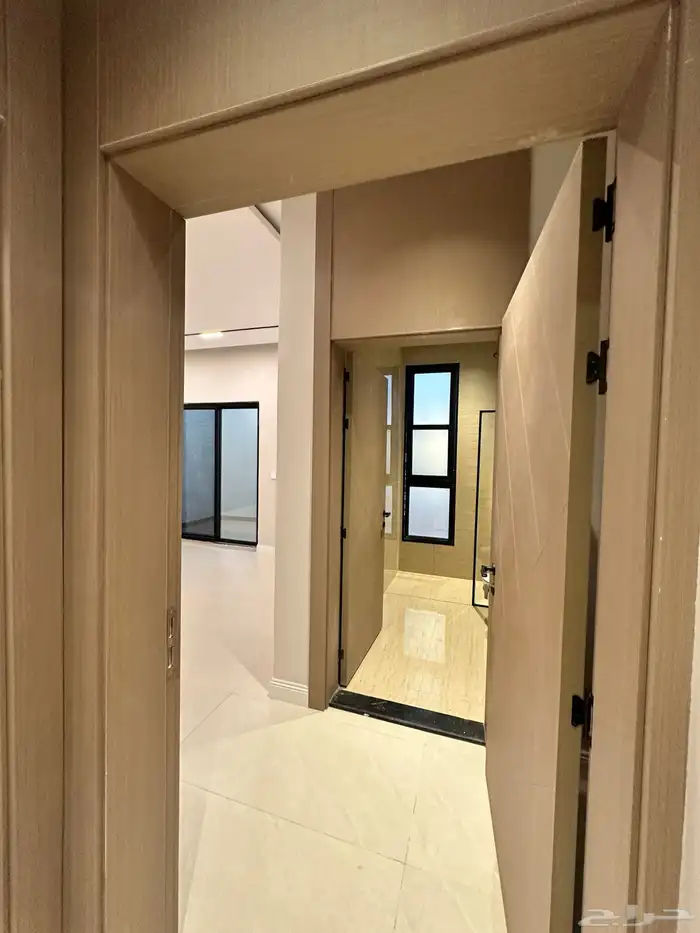 للإيجار شقه بنتهاوس في حي الرحماني خلف الحمدانيه 16