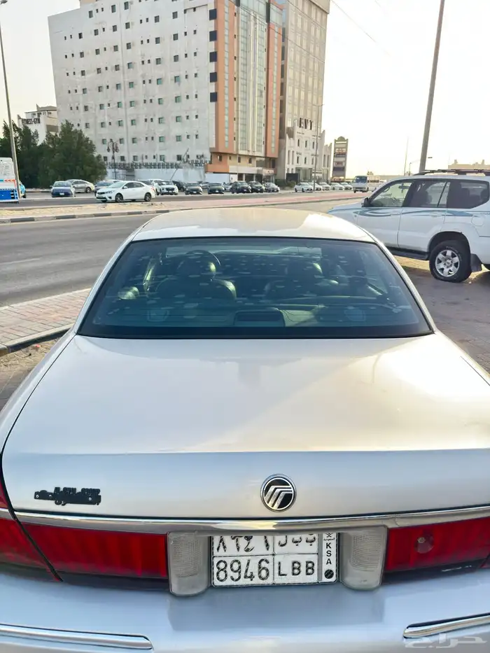فورد جراند مراكيز 10