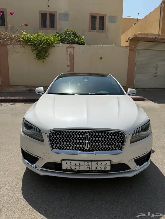 لينكون MKZ 2020 فل كامل 5
