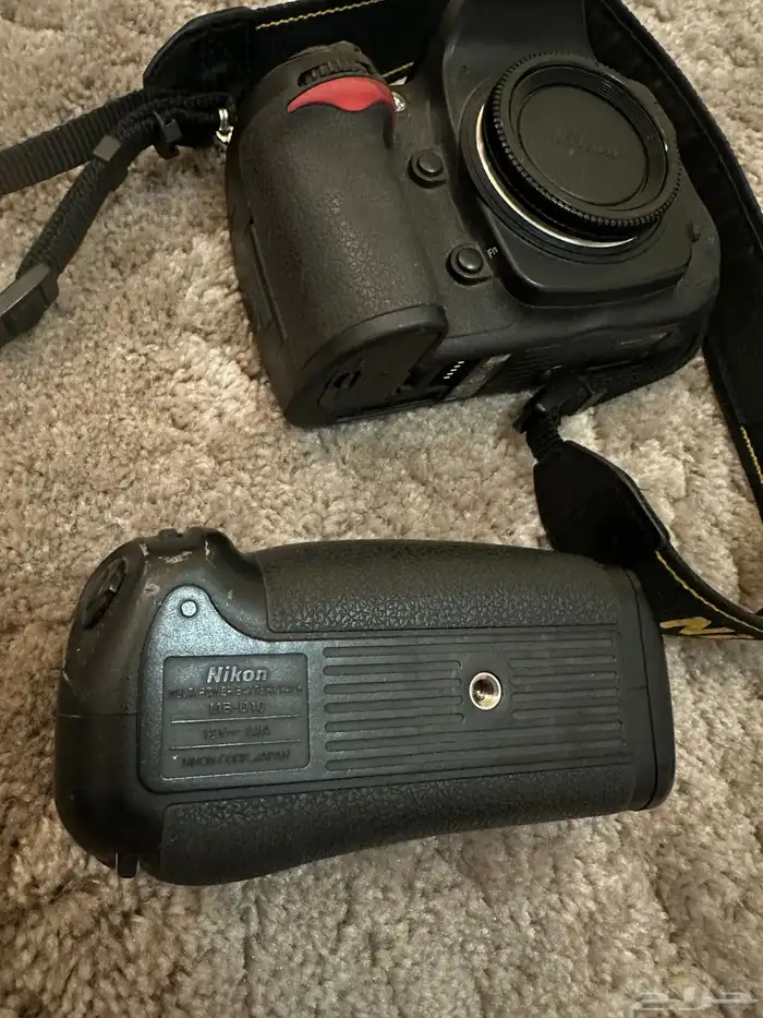 كاميرا Nikon D300s وعدسات تصوير وفلاتر وفلاش وبطاريات 4