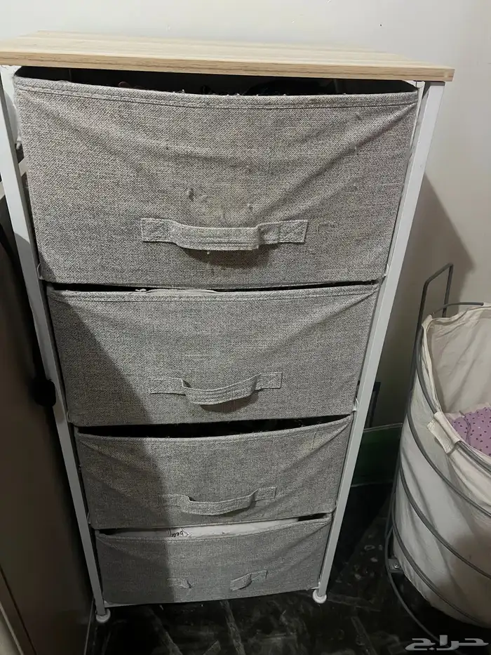 اكسسوارات غرفة وحدة ادراج وكرسي شكل فيل وسلة قماشية 3