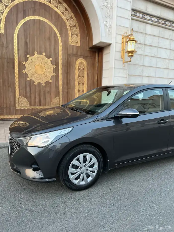 تم البيع الله يبارك للمشتري . 1