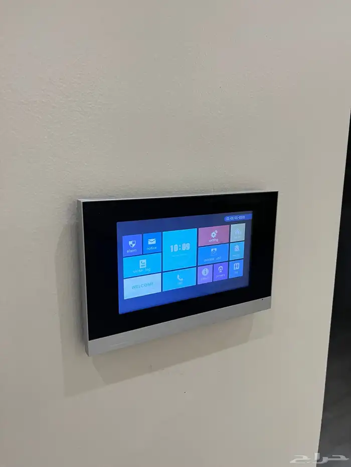 للإيجار شقة فاخرة حي النرجس 17