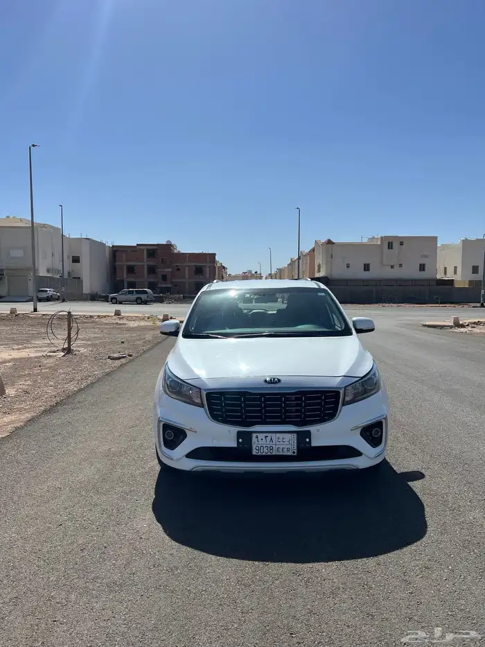 كيا كارنيفال 2019 نظيف جدا 1