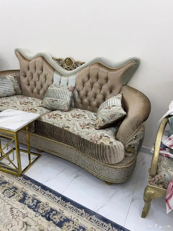 كنب وطاولات وزوليه 5