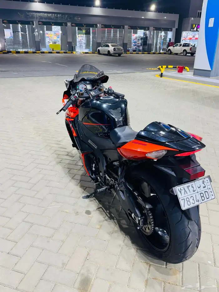 دباب ريس سوزوكي 1000 2007 5