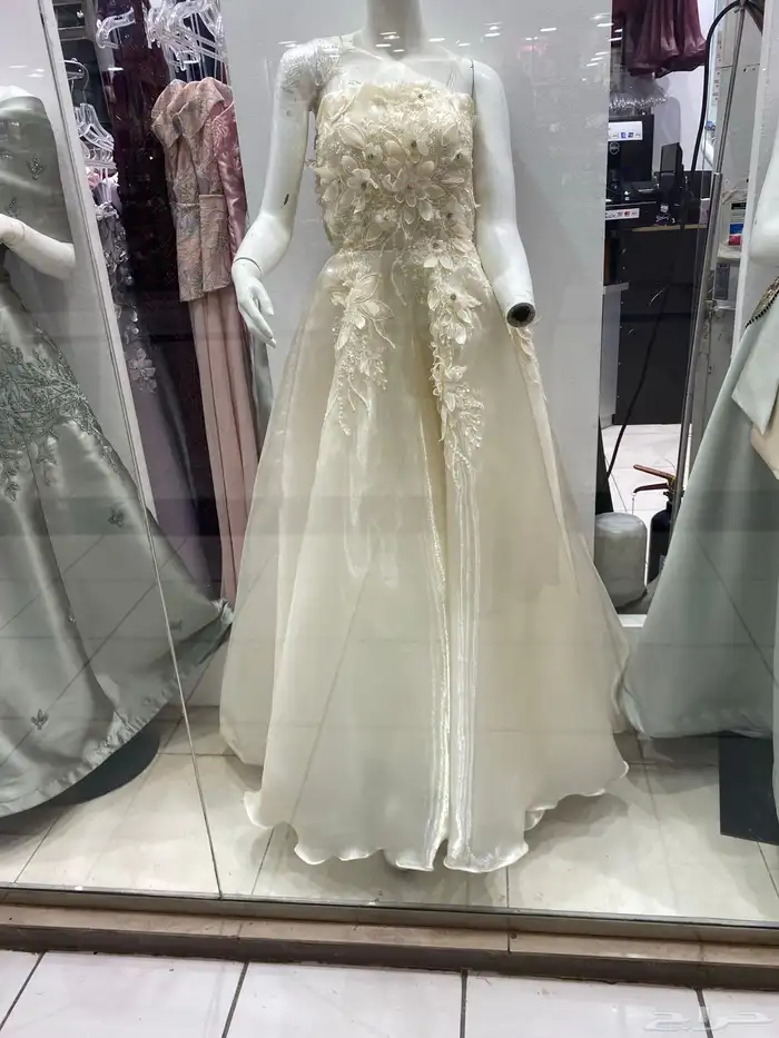 فستان خطوبه او سهره مستعمل 0