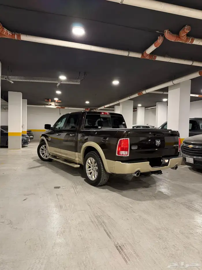 دوج رام لارامي لونق هورن أعلى فئة stored Dodge Ram 1