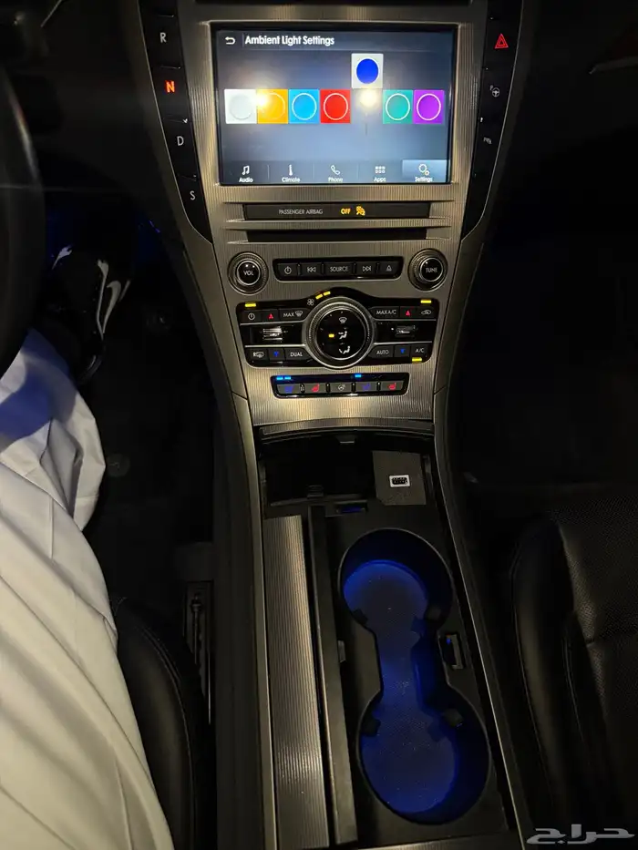 لينكون MKZ 2020 فل كامل 9