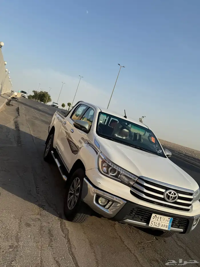 تويوتا هايلوكس 2019 S-GLX دبل قير تماتيك بصمة مالك اول 34