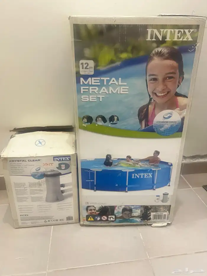 للبيع المستعجل مسبح انتكس كبير مع مضخة الفلتر 0