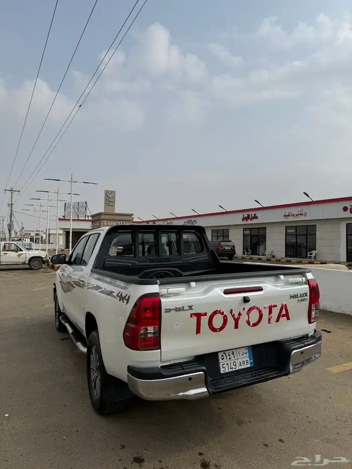 تويوتا هايلوكس 2019 S-GLX دبل قير تماتيك بصمة مالك اول 8