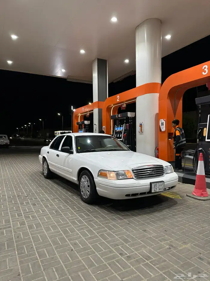 فورد 2011 حكومي بوليسي 8