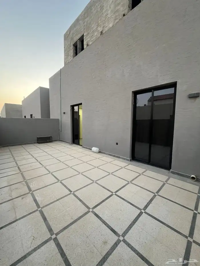 للإيجار شقة فاخرة حي النرجس 20