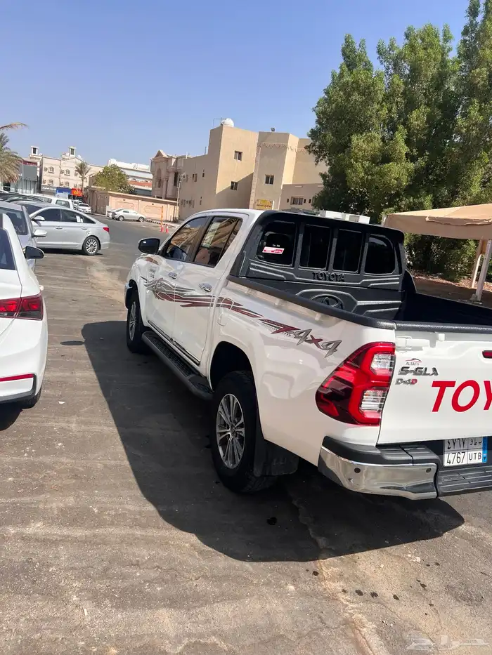 هايلوكس للبيع 2024 ماشيه 71 1