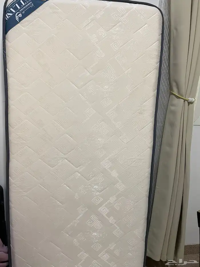 فرشة مفرد ونص جديدة نضيفة 0