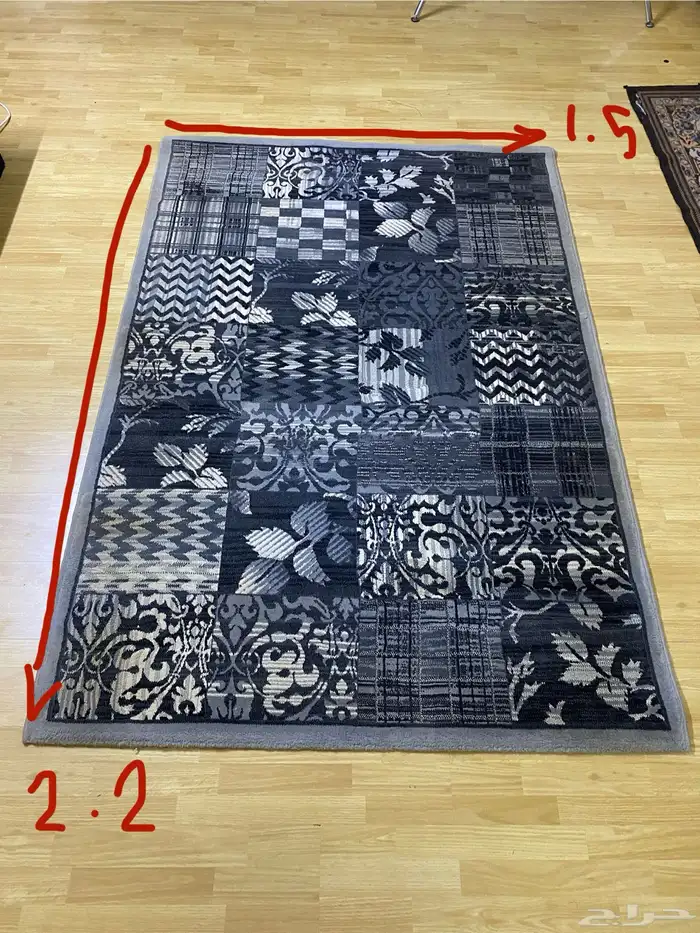 سجاد ومكتب سفرة ومكتبة وتسريحة 17