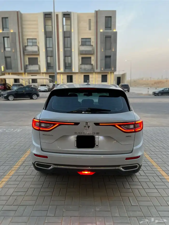 رينو كوليوس 2018 فل كامل أبيض 2