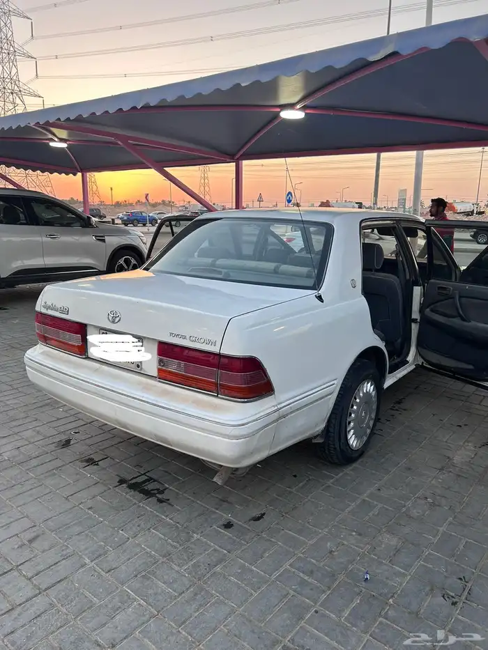 تويوتا كراون 1998 التاج للبدل او البيع 7