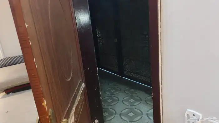 فبلا للبيع في حي الإسكان الجنوبي 5