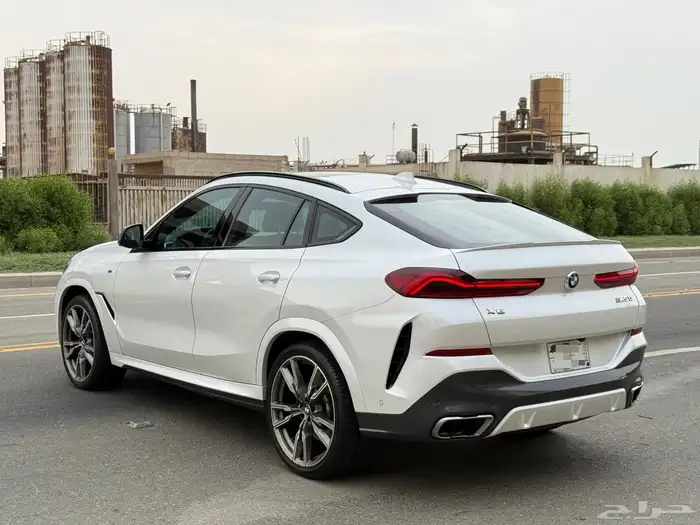 بي ام X6 2022 M50i kit m - ناغي - 8 سلندر 5
