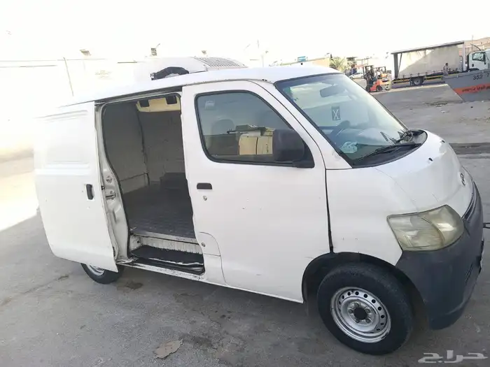 باص ثلاجه تبريد شغال دايهاتسو 1