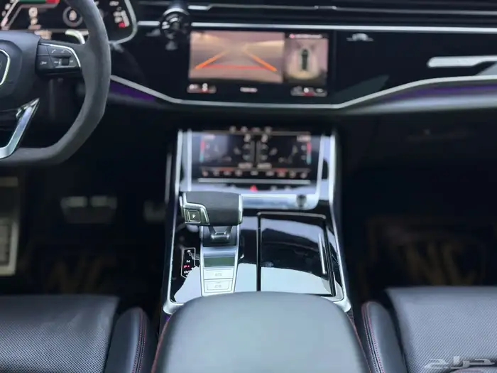 اودي RS-Q8 7