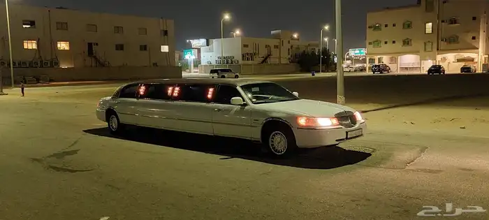 ليموزين الطويل 8