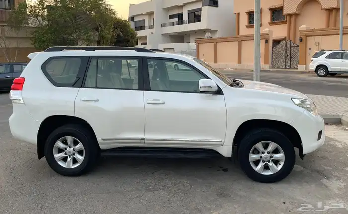 برادو 2013 TXL بحالة ممتازة 3