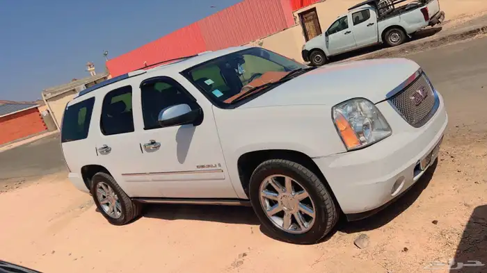 GMC يوكن دينالي 2009 18
