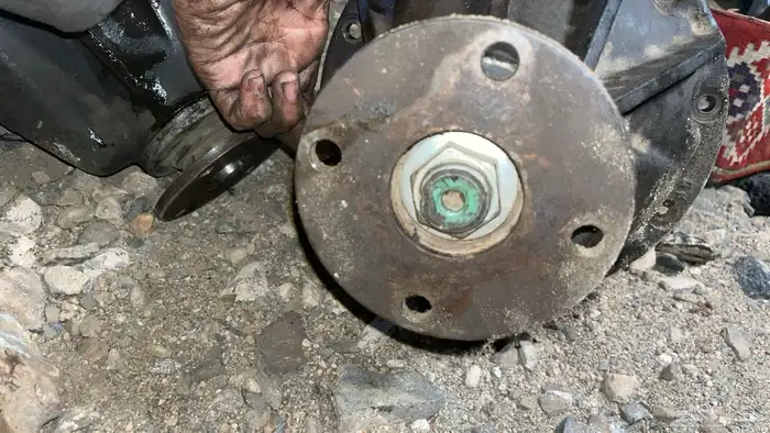 كرونه جيب لاند كروزر صالون 2